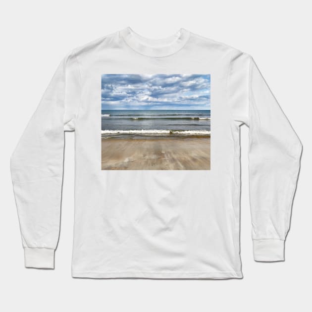 St Andrews beach Long Sleeve T-Shirt by Daledoomevans